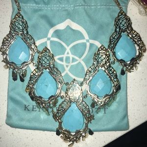 Kendra Scott necklace